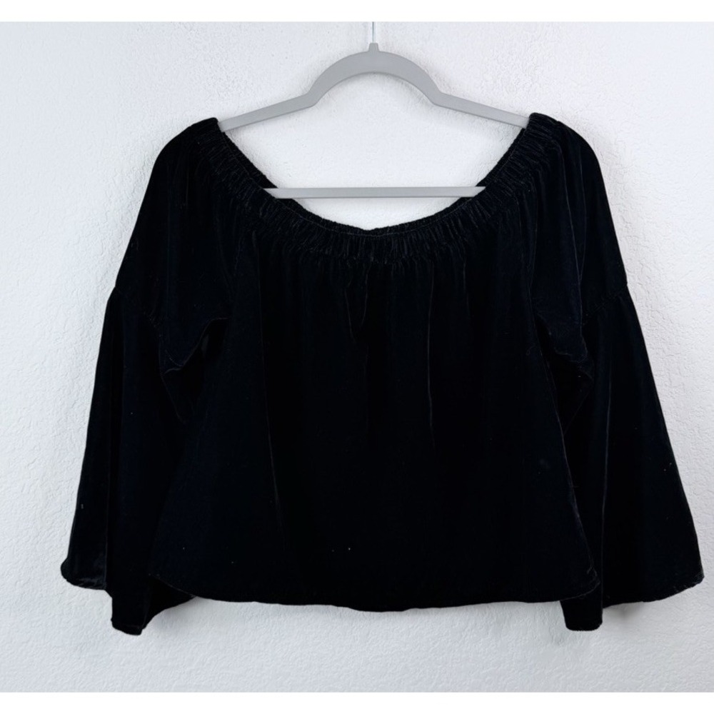 Hollister Velvet Blouse S Black Off Shoulder BellSleeve Whimsigoth Dark Romantic - Picture 2 of 8